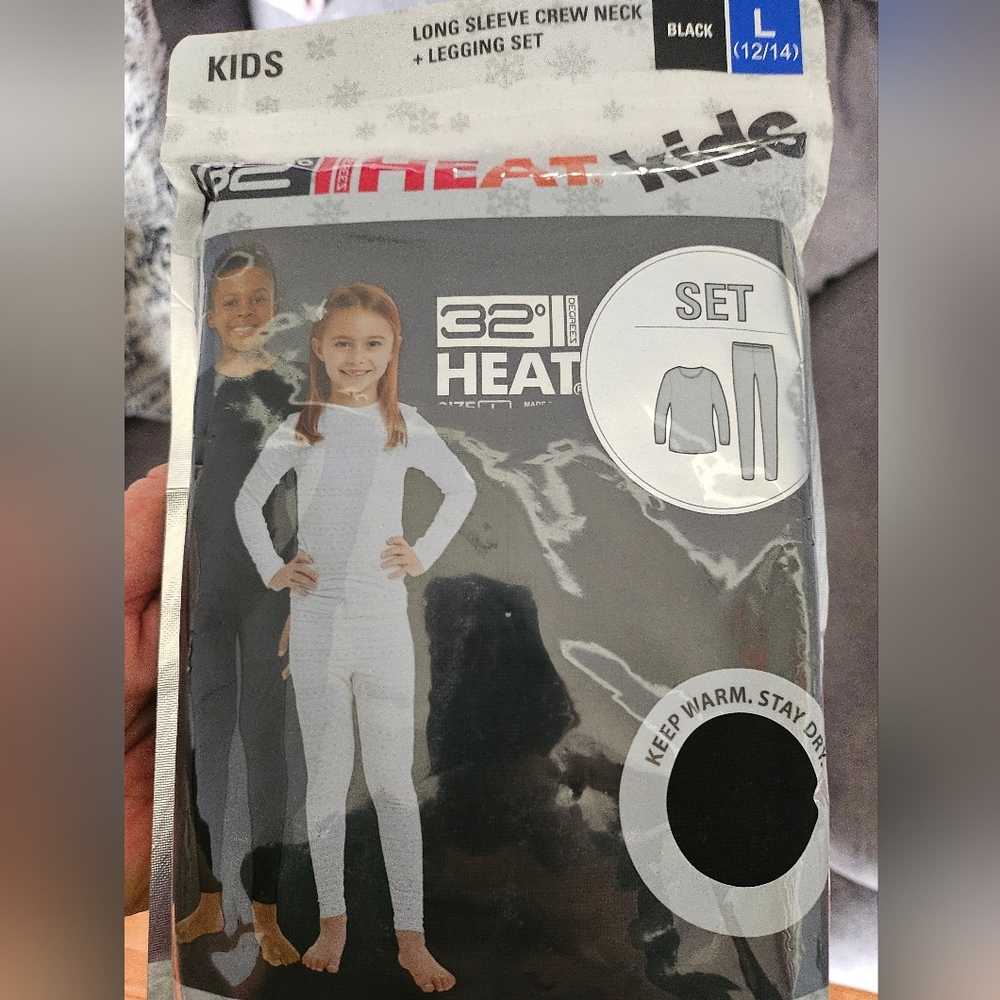 32 Degrees Kids Black Thermal Set